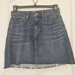 J. Crew Raw Hem Blue Jean/Denim Skirt in medium wash size 28 Grunge ‎ Hippie